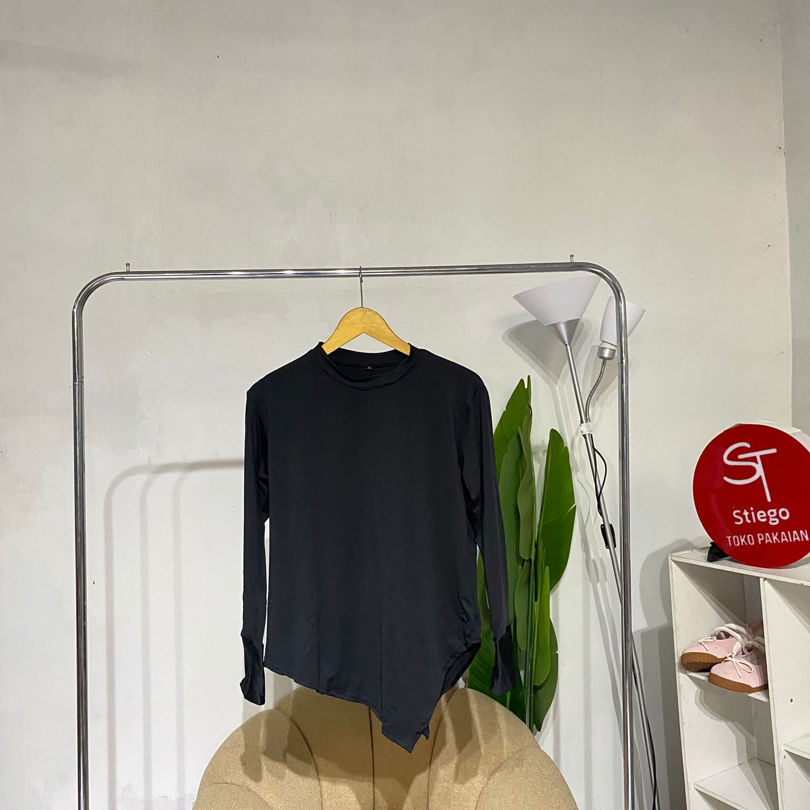 Atasan kaos wanita olahraga Tenze Baju Atasan Sporty Asimetris  Lengan Panjang Olahraga