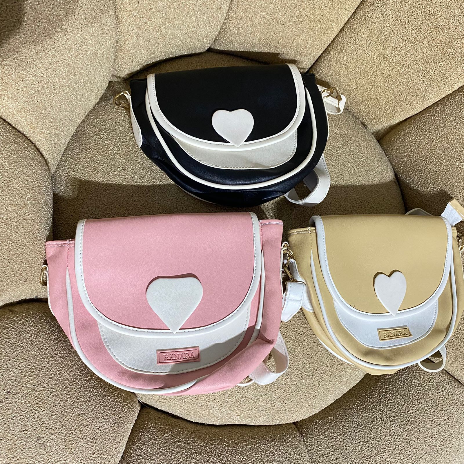 Tas wanita rena slempang love