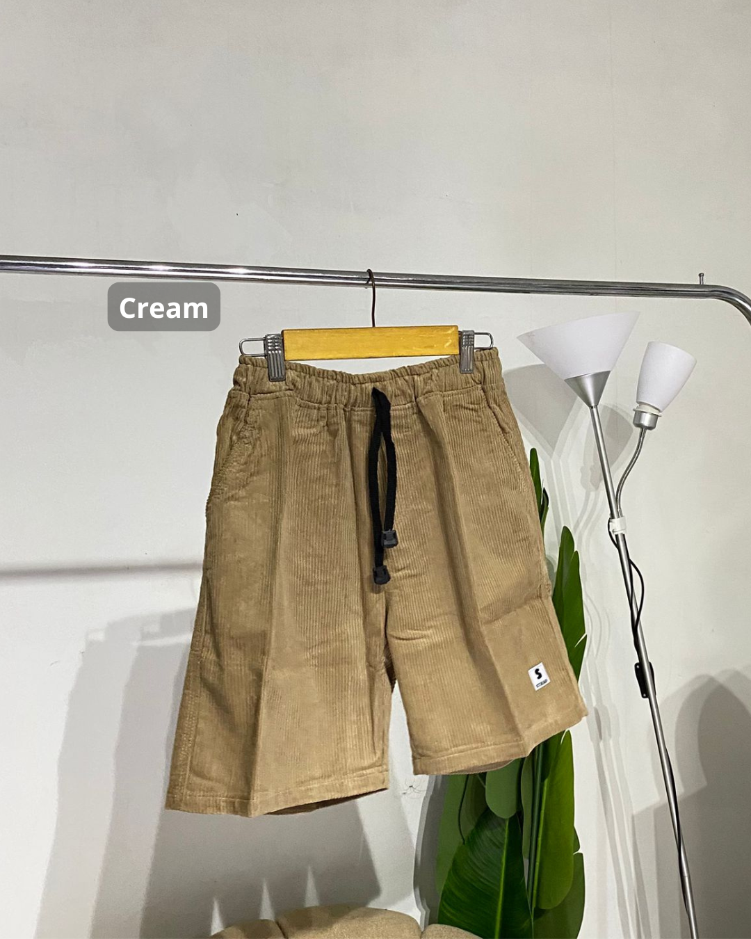 Stiego Celana Pendek Carduroy