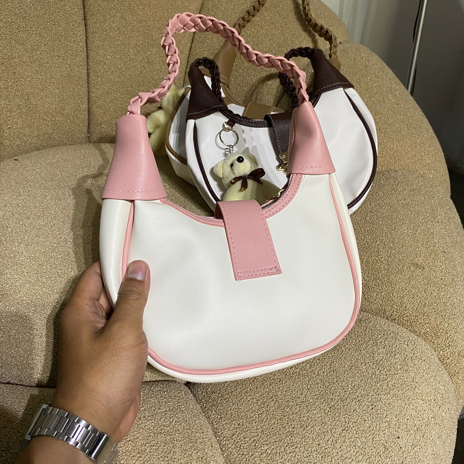 Tas wanita selempang naura