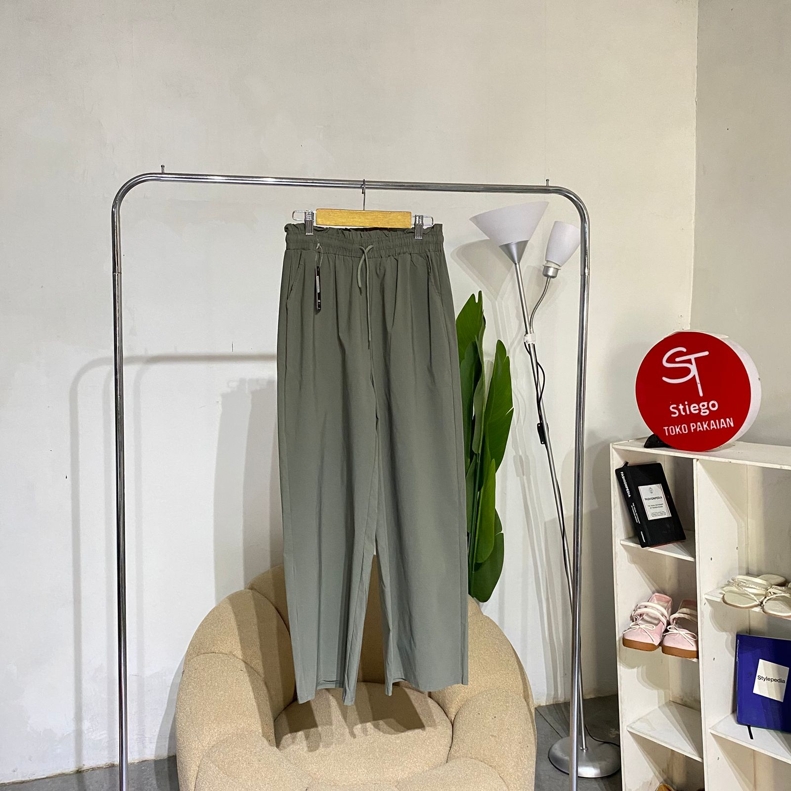 Celana wanita loose 33438
