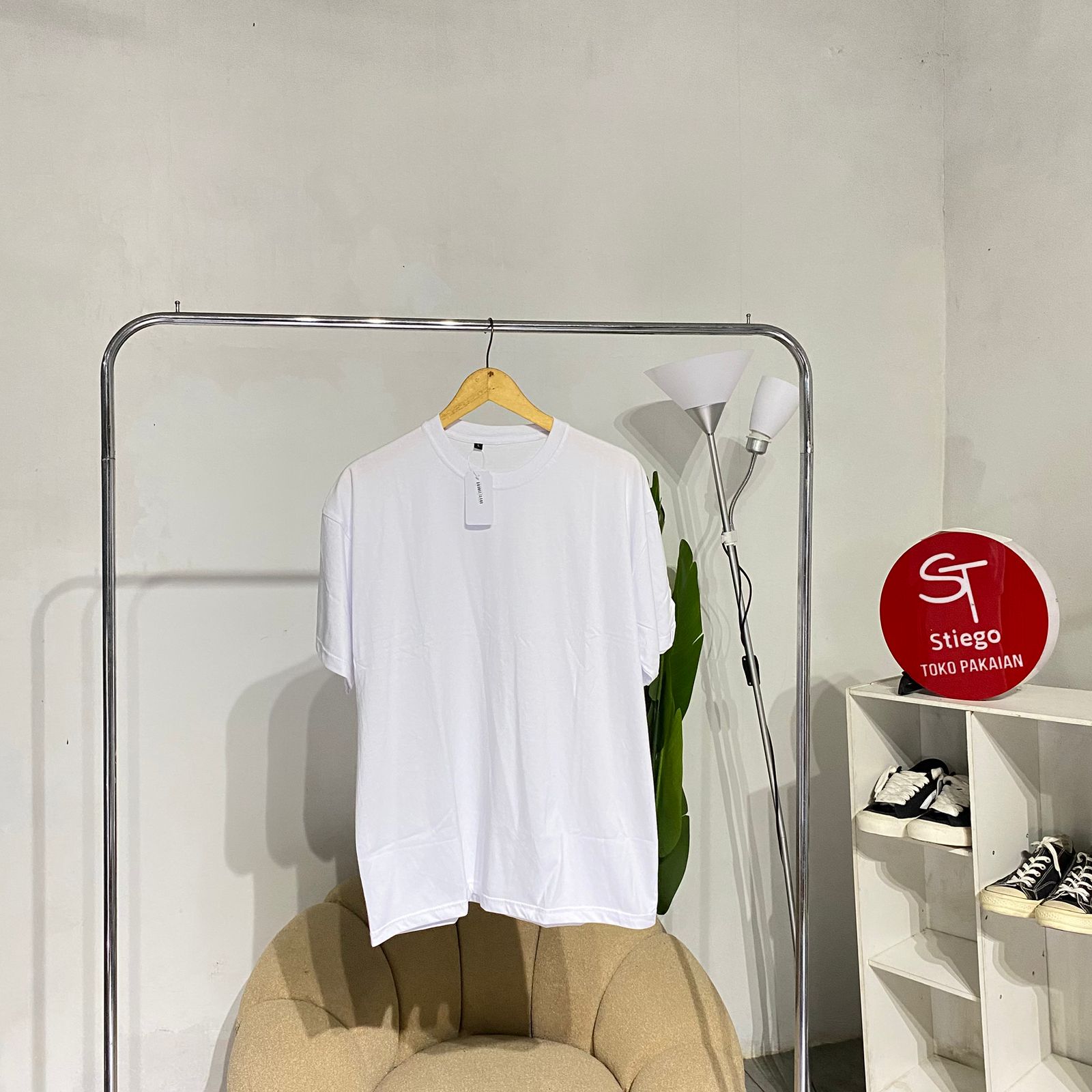 Kaos Polos Boxy Unisex Cotton Combed 20s Lengan pendek pria