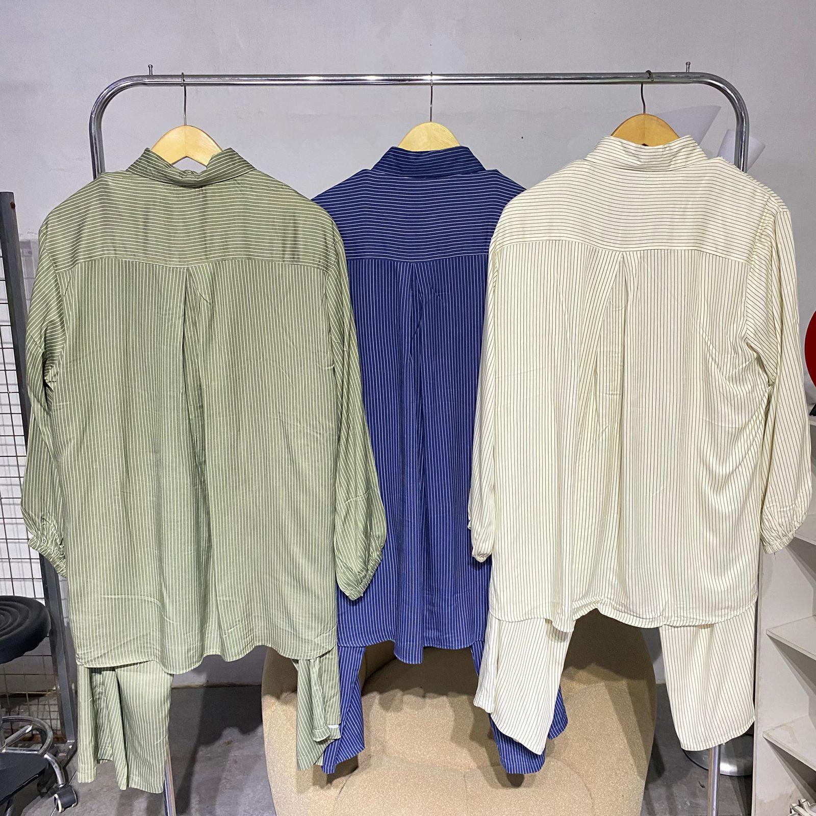 onset wanita kemeja  & celana stripe