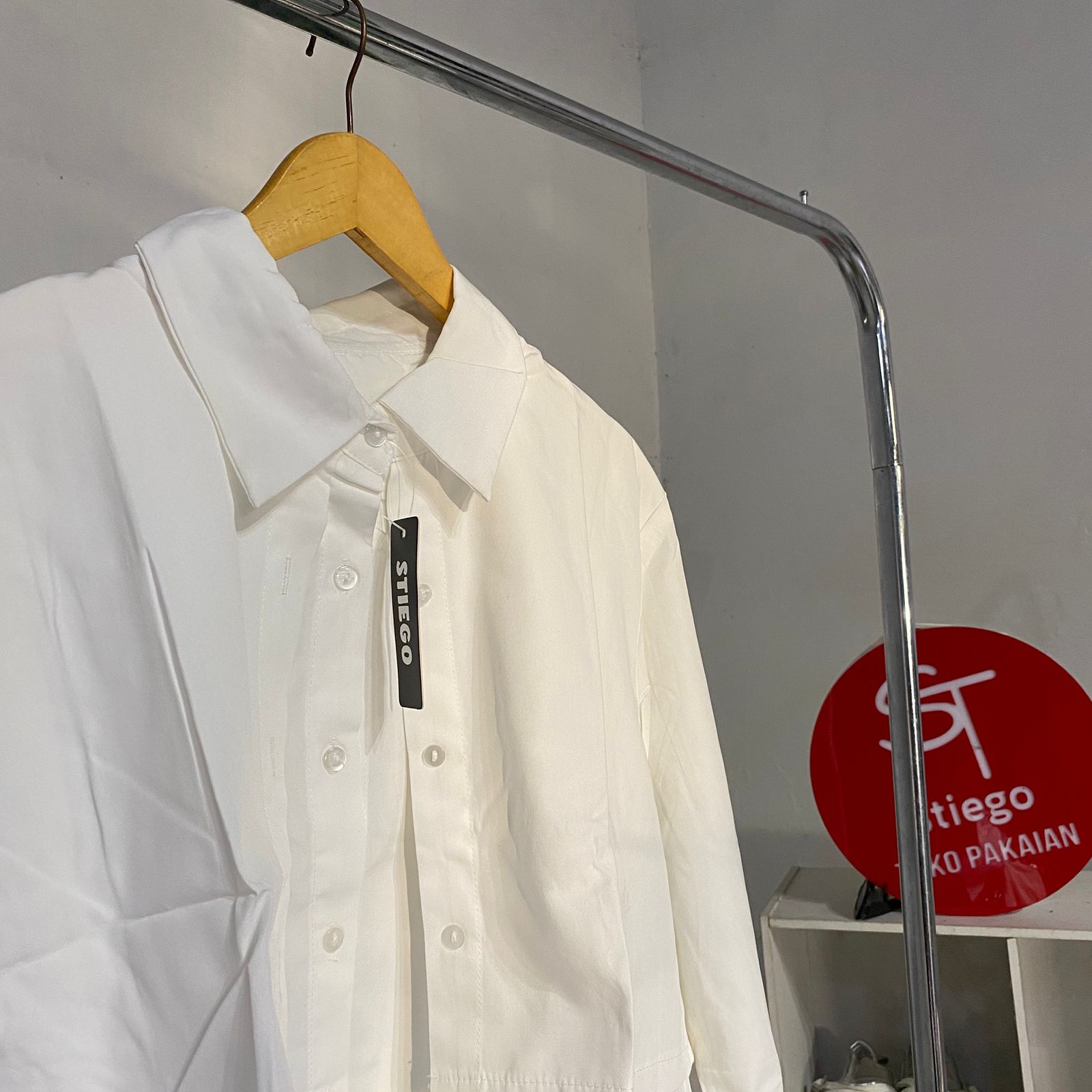 kemeja wanita polos  crop lvkb