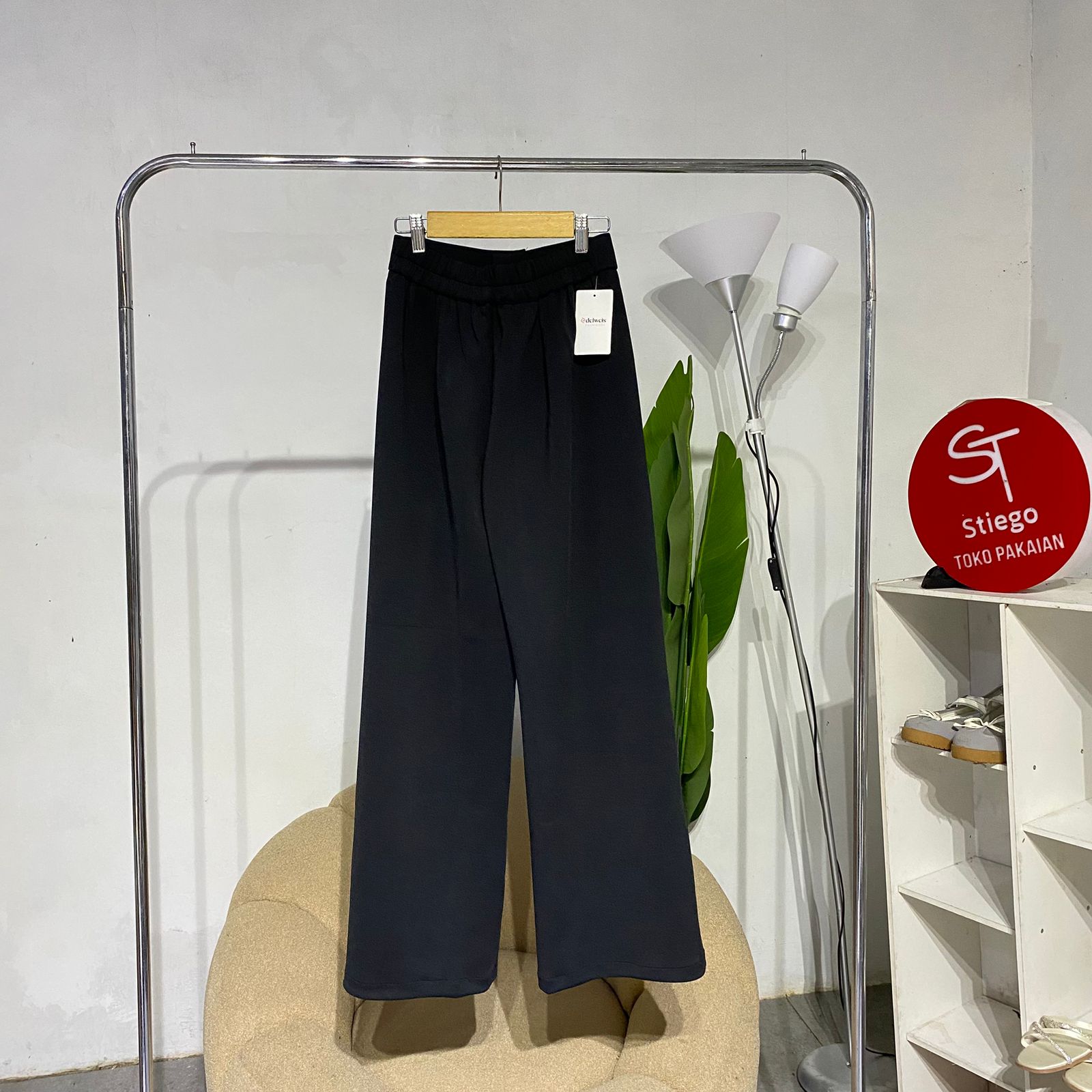 Celana wanita cutbray kulot loose
