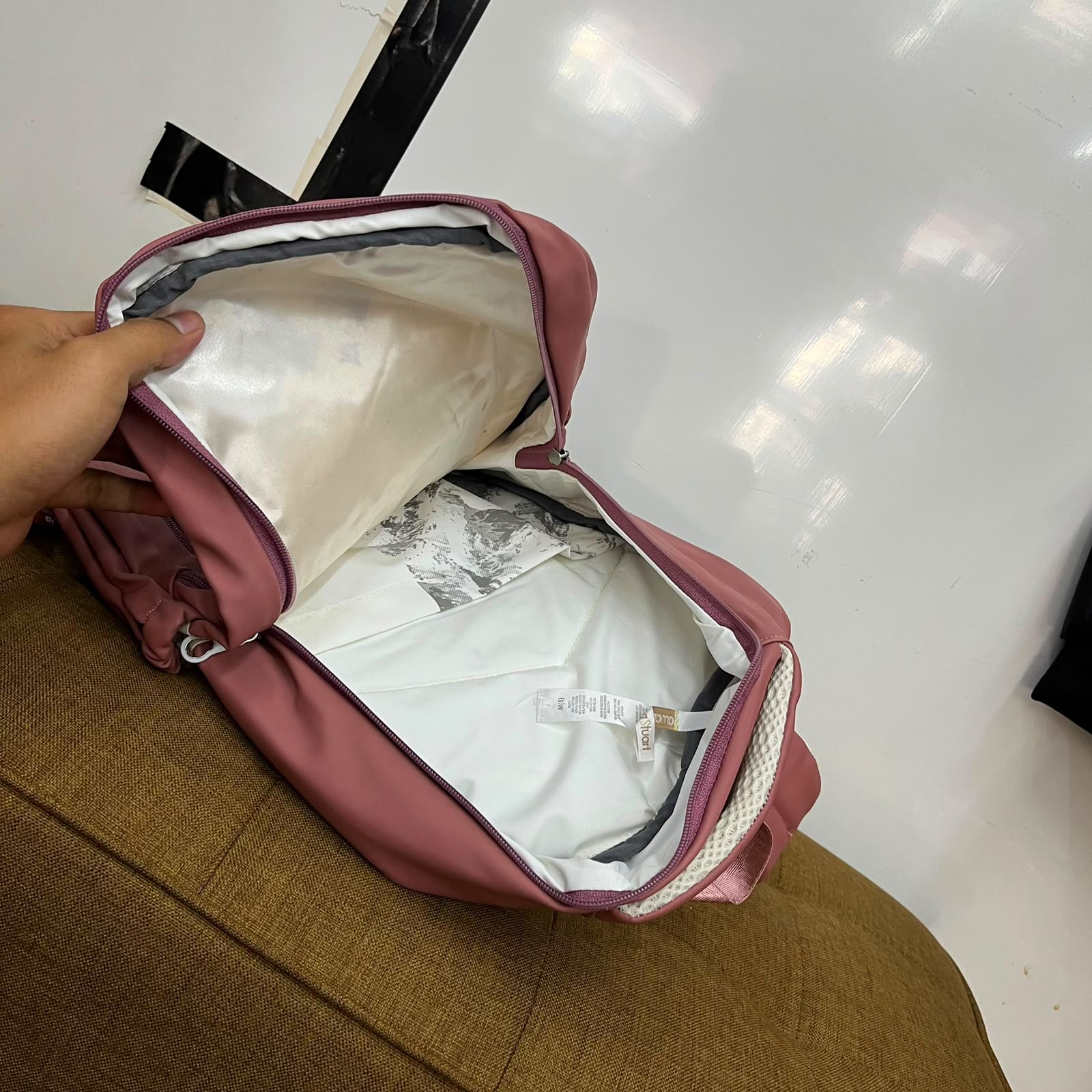 Tas froston girl