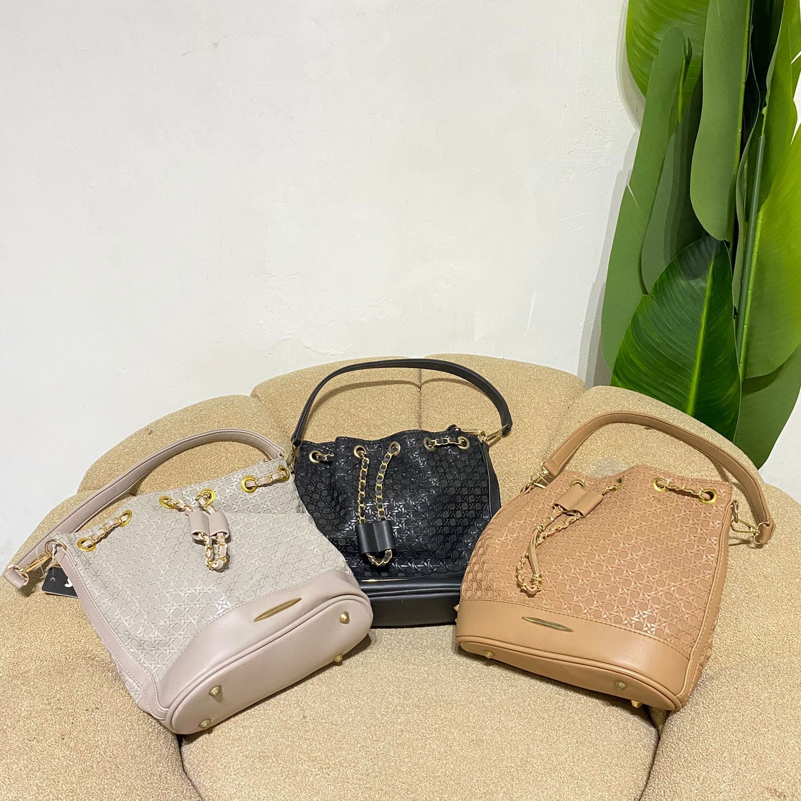 Tas wanita slempang diamond