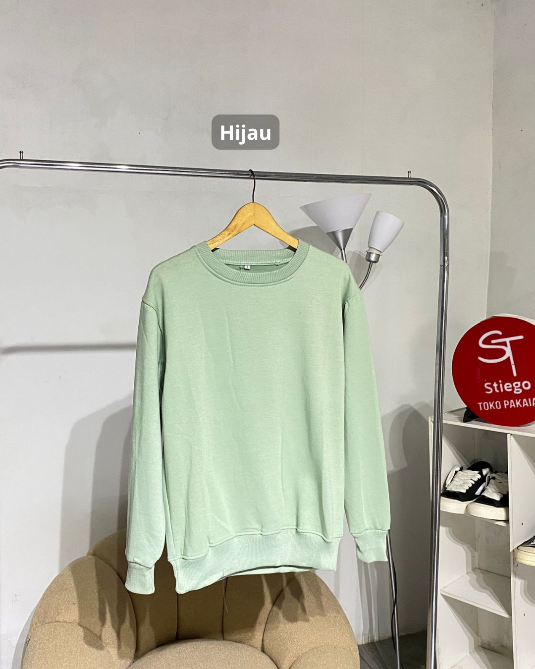 sweater crewneck polos pria