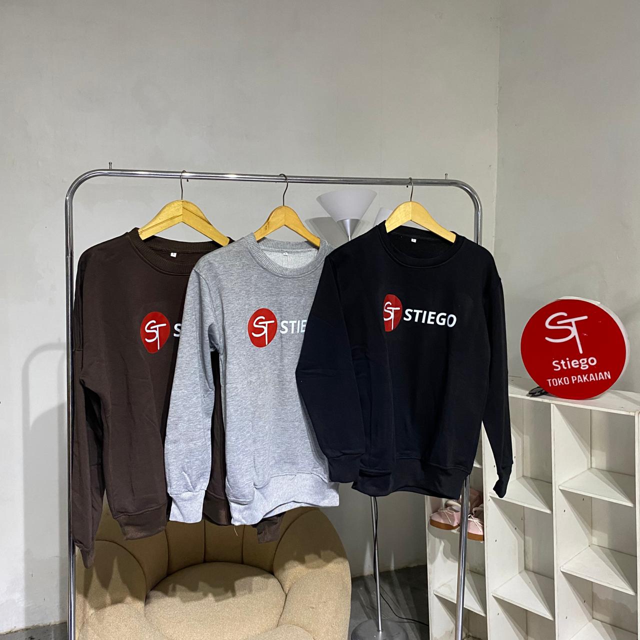 Sweater Crewneck  apparel stego