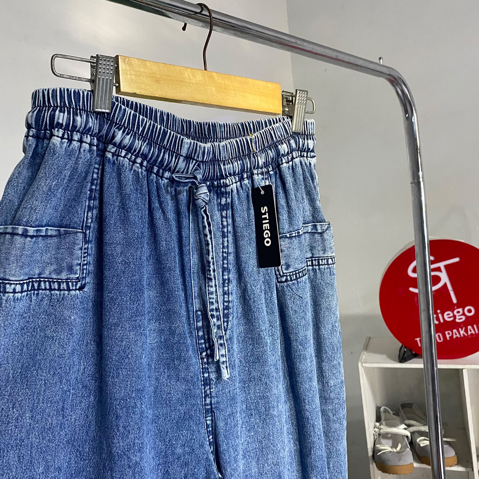 Celana wanita baggy skiny