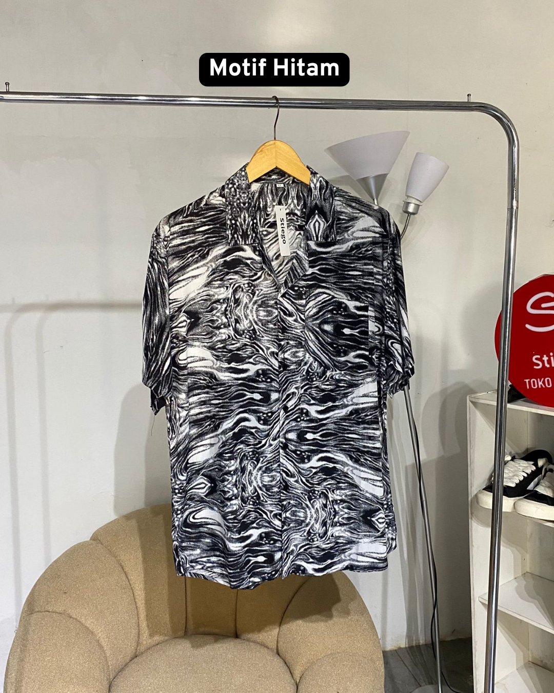 kemeja motif pria lengan pendek