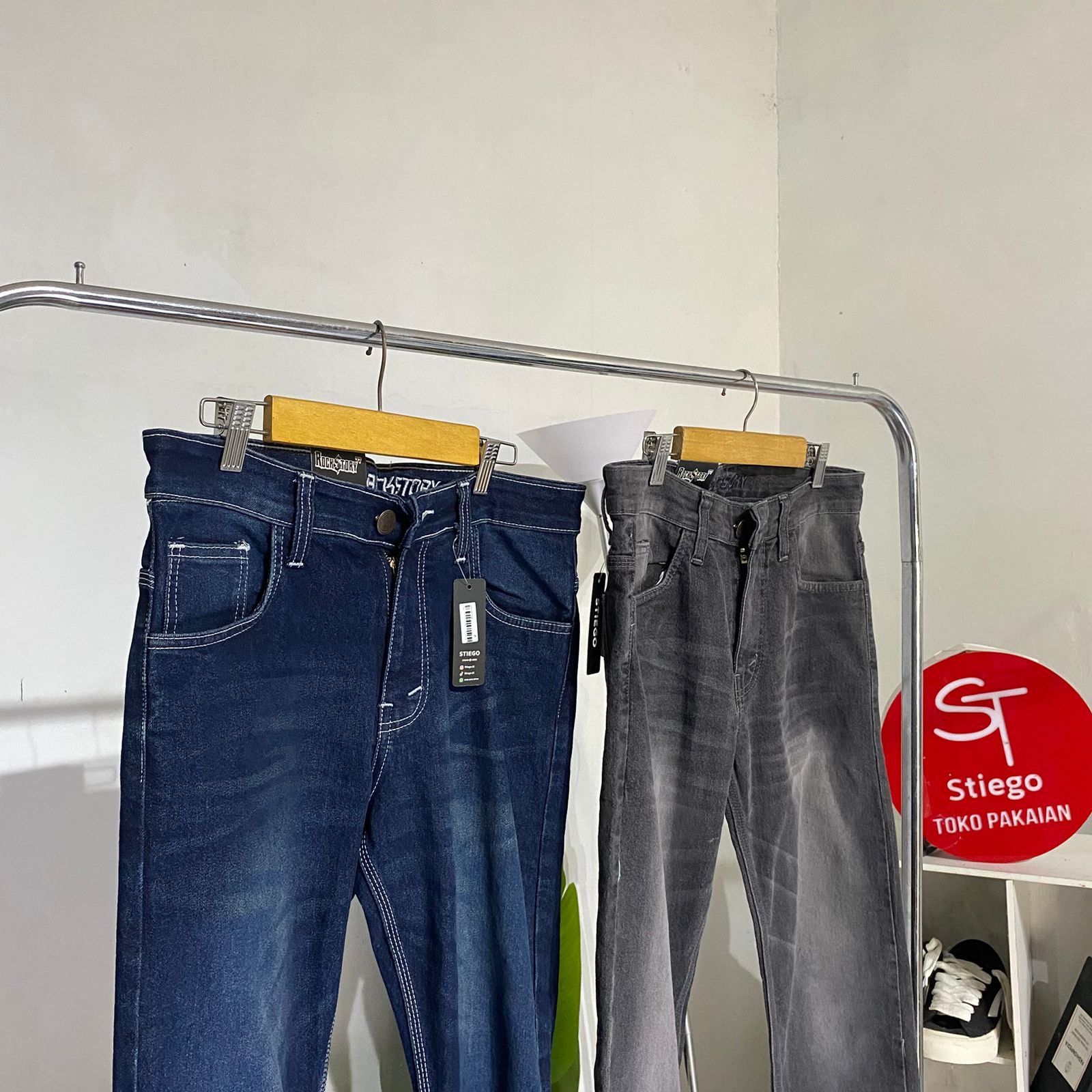 Celana Panjang  Jeans Pria selvedge skiny