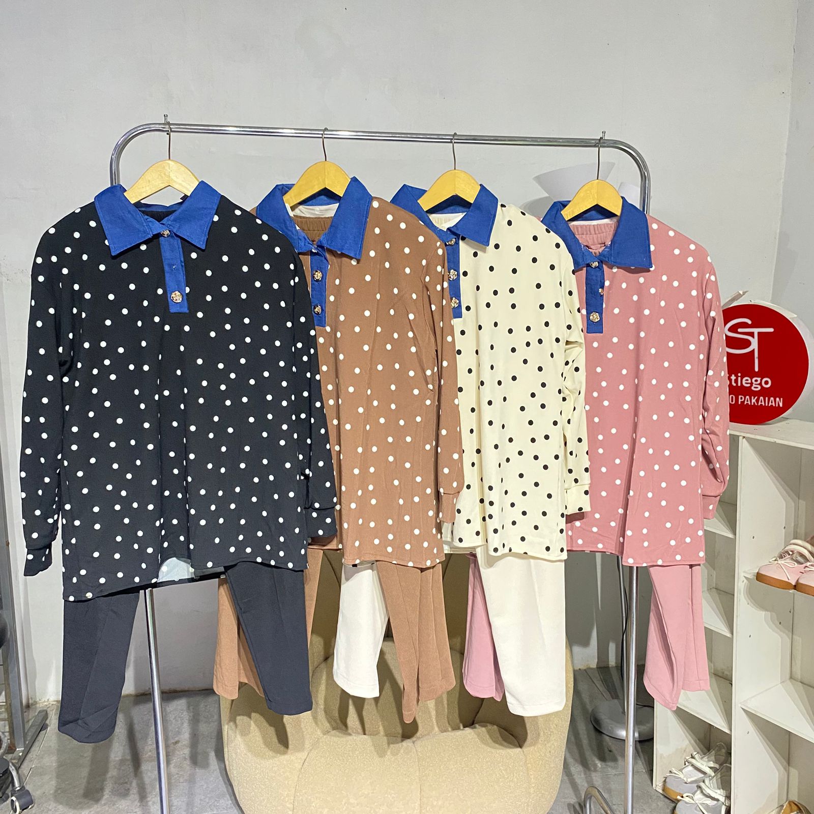 onset wanita polkadot atasan & celana