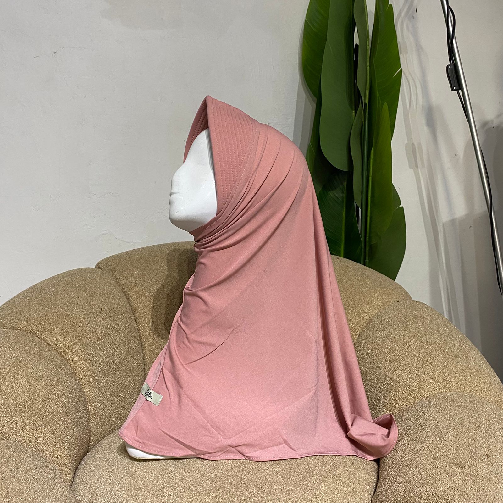 Hijab kerudung Tiebymin - Alana Bergo Jersey Premium Ukuran M