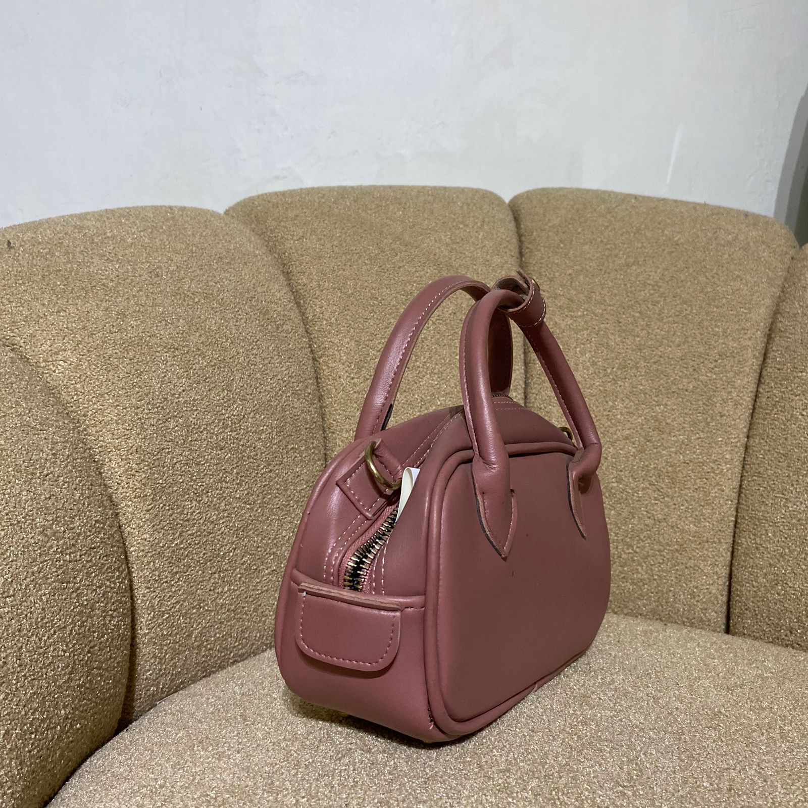 Tas slempang wanita motif esme sling