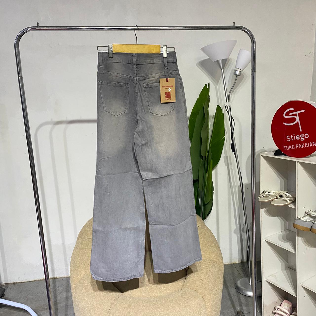 Celana jeans wanita baggy abu