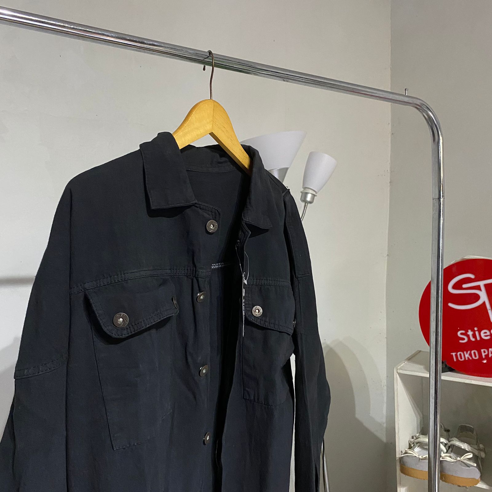jaket   wanita jeans Basic hitam